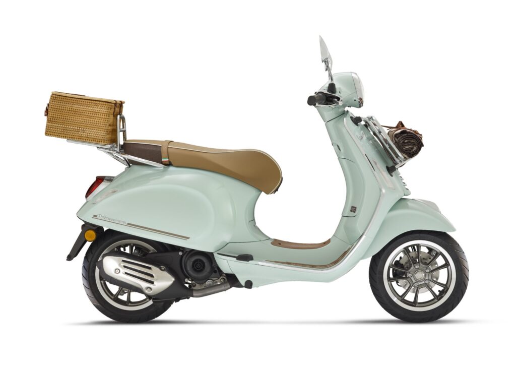 Vespa Primavera Verde Pi